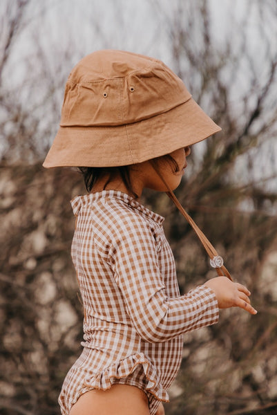 bucket hat