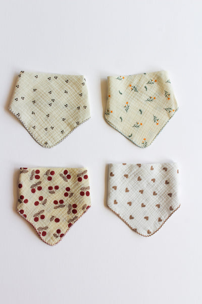 kerchief bib