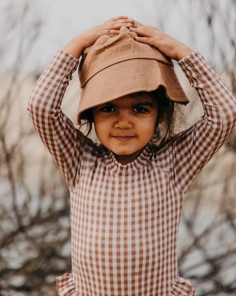 bucket hat