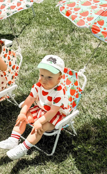 strawberry picking top