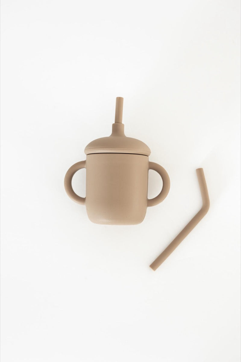 training cup with straw