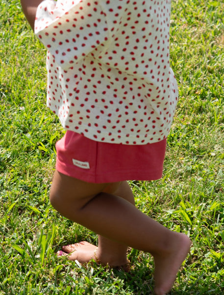 apple seed shorts