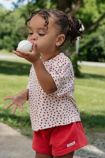apple seed shorts