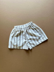 la la shorts
