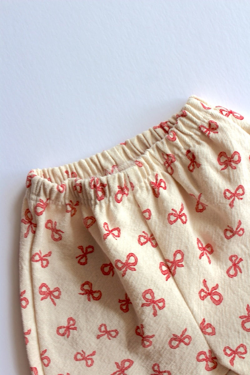 bow pants