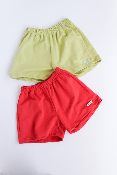 apple seed shorts