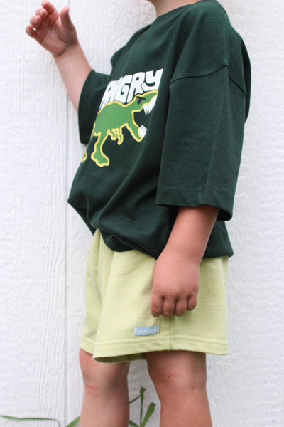 apple seed shorts