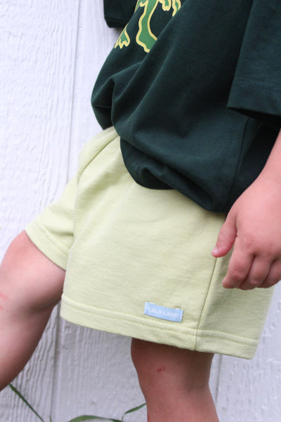 apple seed shorts