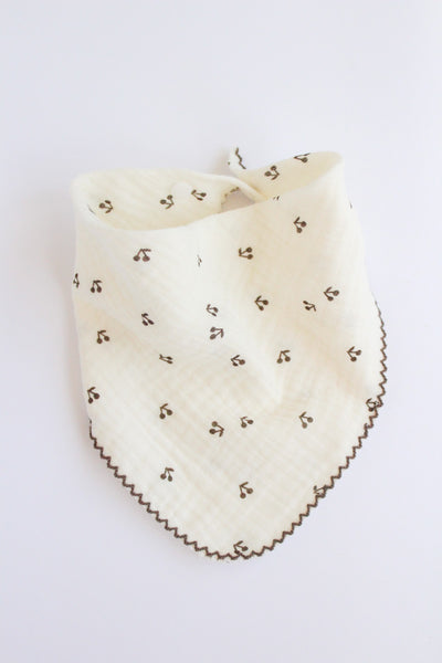 muslin bib